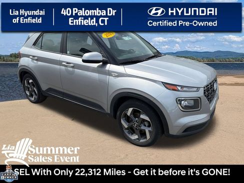 Used 2025 Hyundai Venue SEL FWD image 1
