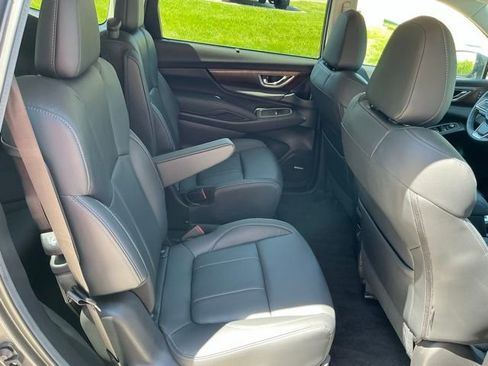 Used 2025 Subaru Ascent Touring w/ Popular Package #1 AWD/4WD image 18