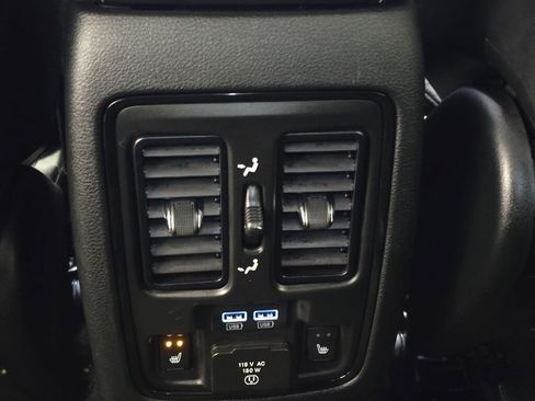 Used 2021 Dodge Durango SRT w/ Premium Interior Group image 18