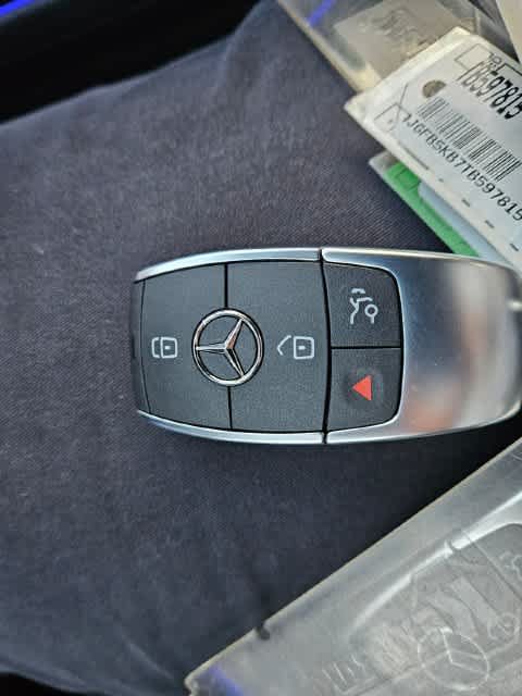 Used 2026 Mercedes-Benz GLS 450 4MATIC image 37