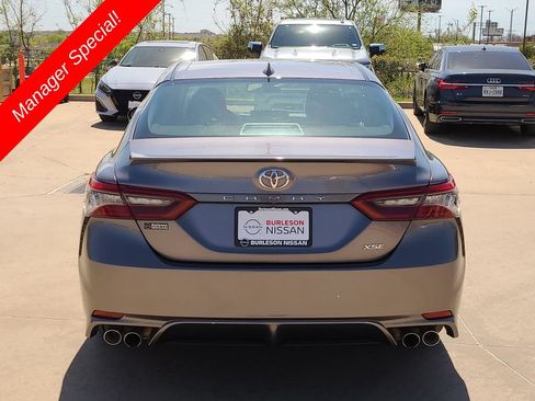 Used 2024 Toyota Camry XSE FWD image 3