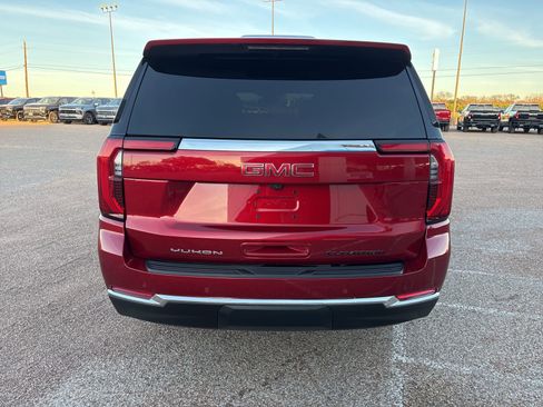 Certified 2025 GMC Yukon XL Elevation image 4