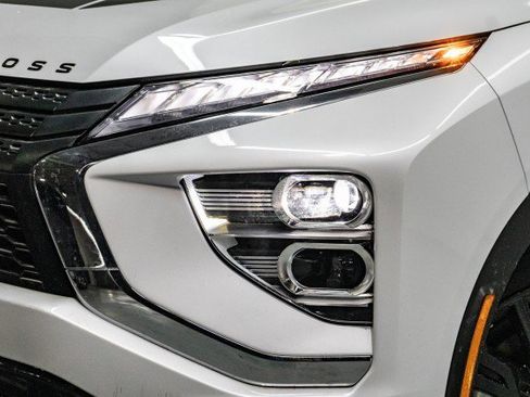 New 2025 Mitsubishi Eclipse Cross Black Edition image 2