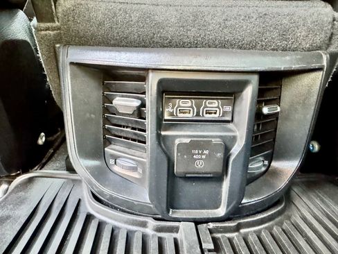 Used 2020 RAM 2500 Big Horn w/ Level 2 Equipment Group image 19