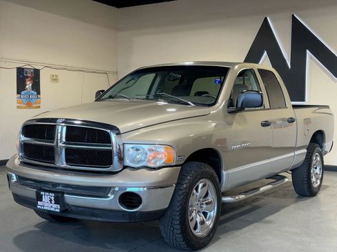Used 2004 Dodge Ram 1500 Truck SLT w/ Trailer Tow Group image 1