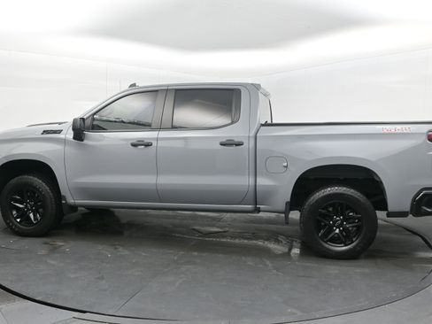 Used 2024 Chevrolet Silverado 1500 Custom Trail Boss w/ LPO, Dark Essentials Package AWD/4WD image 7