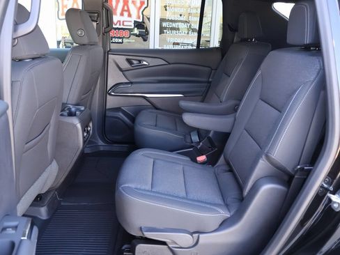 New 2026 Chevrolet Traverse LT w/ Driver Confidence Package FWD image 25