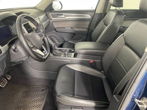 Used 2021 Volkswagen Atlas SEL R-Line AWD/4WD image 2