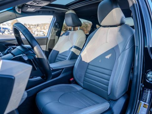 Used 2020 Toyota Avalon Touring image 27