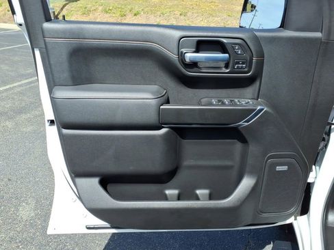 Used 2021 GMC Sierra 1500 AT4 w/ AT4 Preferred Package AWD/4WD image 8