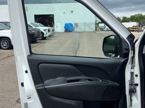 Used 2021 RAM ProMaster City Tradesman image 7