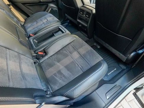 Used 2023 Porsche Cayenne Turbo GT image 98