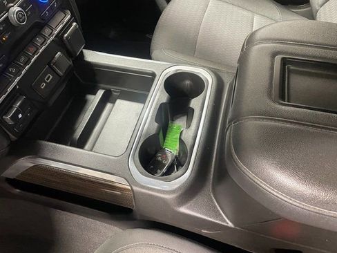 Used 2022 Chevrolet Silverado 1500 LT Trail Boss w/ Convenience Package II image 17