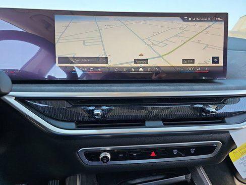 New 2026 BMW X7 xDrive40i w/ Premium Package image 24