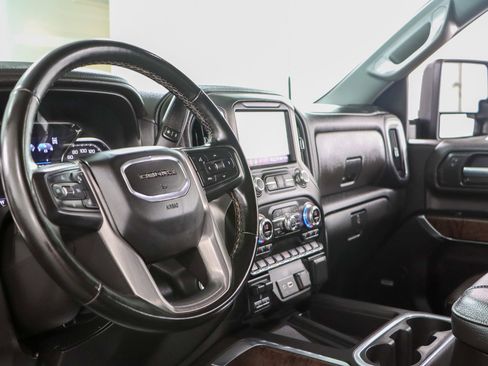 Used 2023 GMC Sierra 2500 Denali w/ Denali Ultimate Package image 27