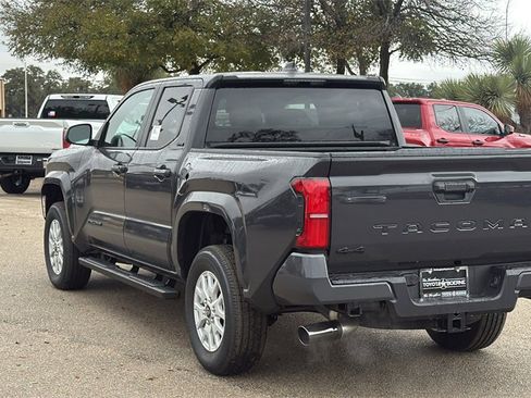 New 2025 Toyota Tacoma SR5 image 3