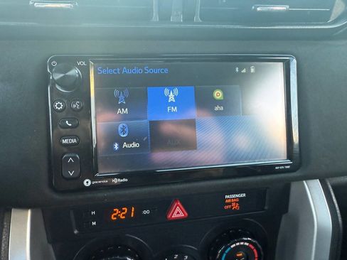 Used 2019 Toyota 86 image 18