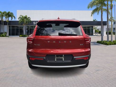 Certified 2023 Volvo XC40 B5 Plus AWD/4WD image 6