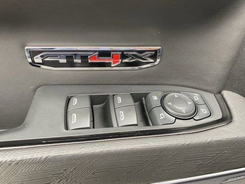 Used 2024 GMC Sierra 1500 AT4X image 22