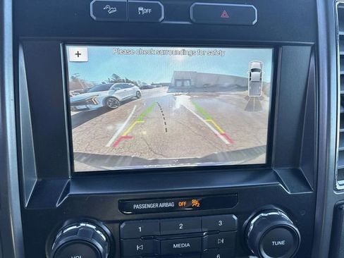 Used 2016 Ford F150 XLT w/ Equipment Group 302A Luxury image 9