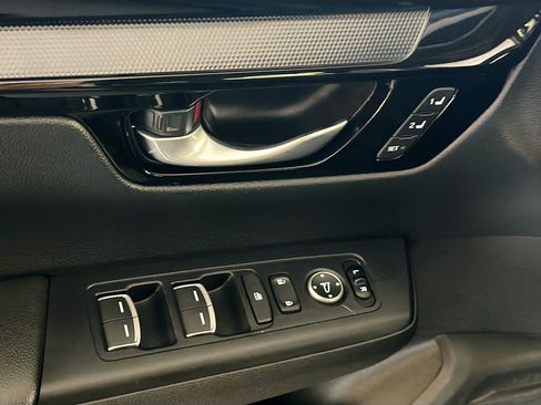 Used 2024 Honda CR-V EX-L image 15
