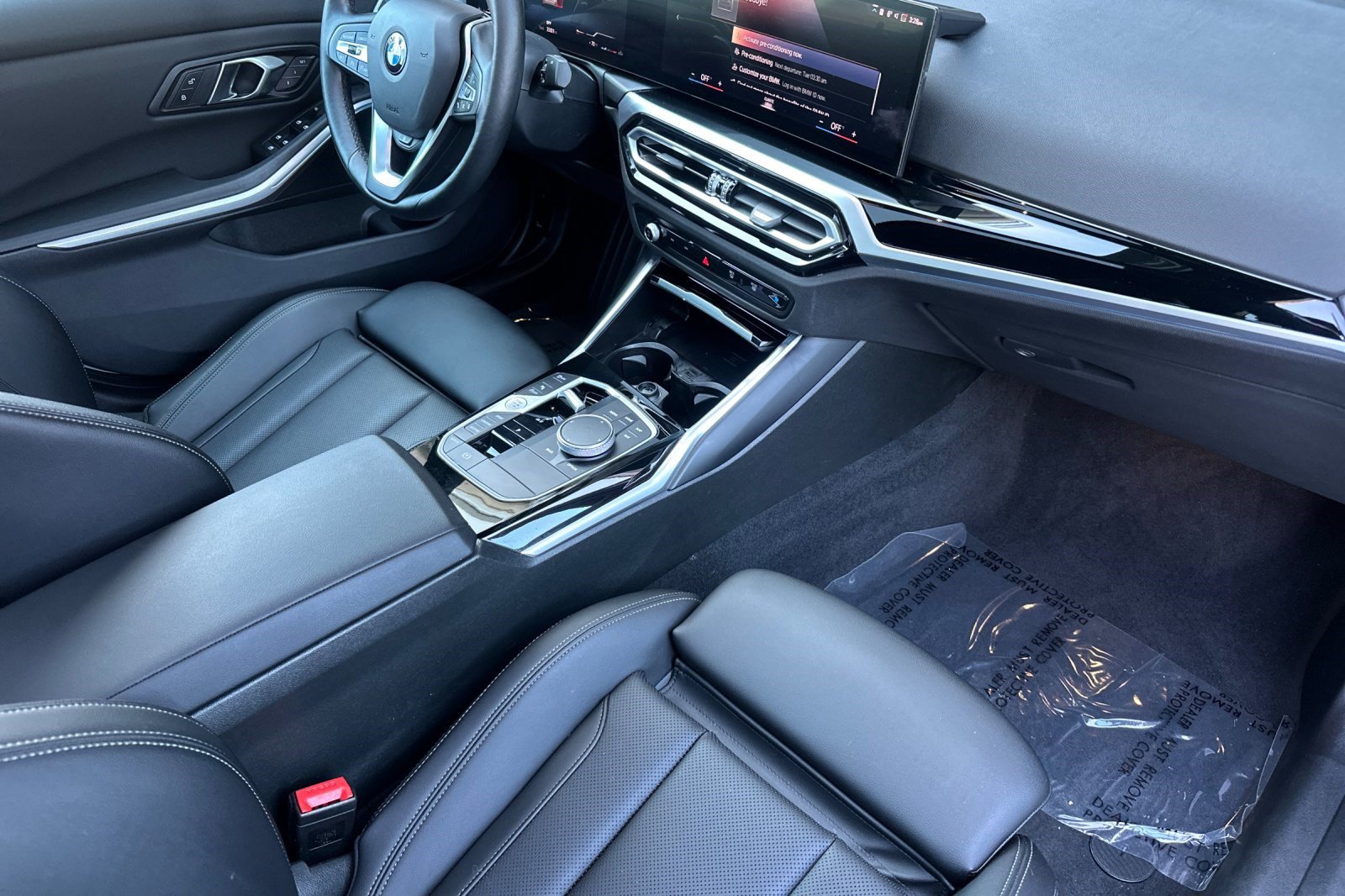 Certified 2024 BMW 330i Sedan w/ Premium Package RWD image 19