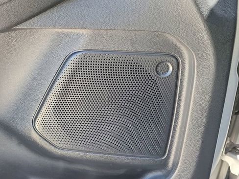 Used 2020 Ford Escape SE FWD image 15