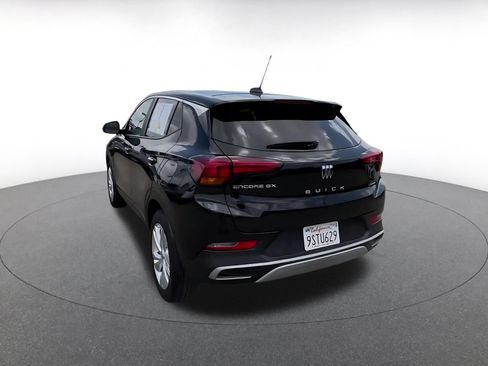 Used 2025 Buick Encore GX Preferred FWD image 11