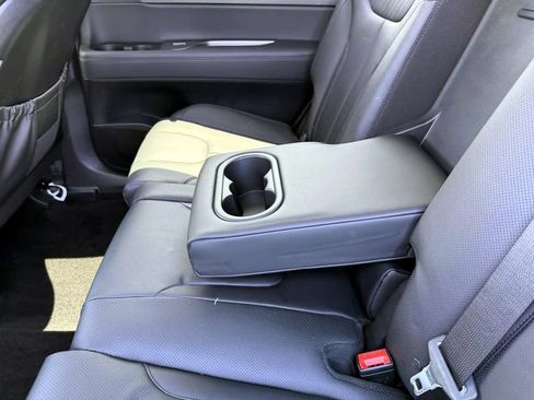 Used 2024 Hyundai Palisade SEL AWD/4WD image 24