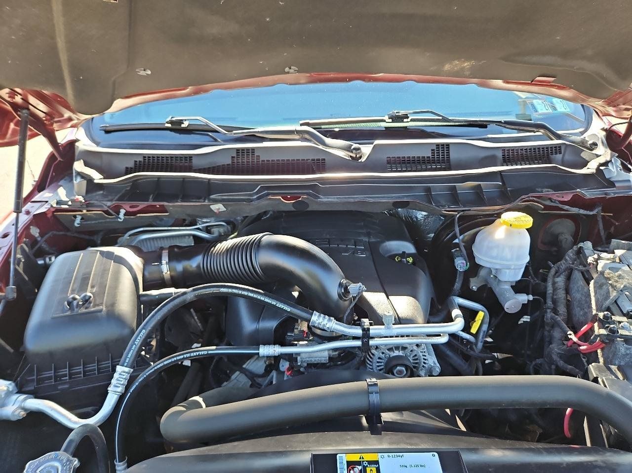Used 2018 RAM 1500 Express AWD/4WD image 31