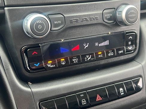 New 2025 RAM ProMaster 2500 w/ Convenience Group image 28