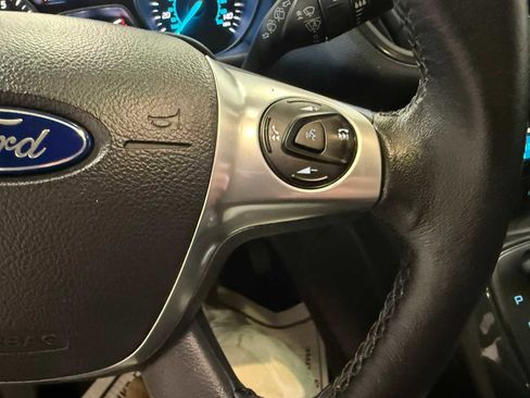 Used 2015 Ford Escape Titanium w/ Equipment Group 301A AWD/4WD image 30