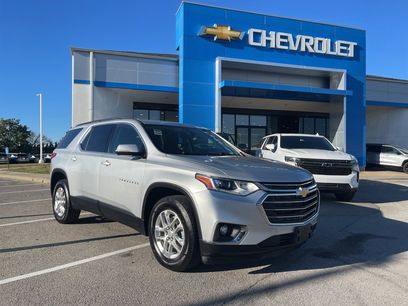 Used 2020 Chevrolet Traverse LT