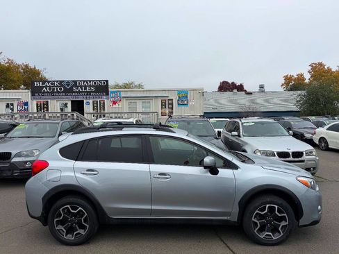 Used 2014 Subaru Crosstrek 2.0i Premium image 9