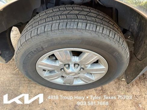 Used 2010 Ford F150 XLT RWD image 4
