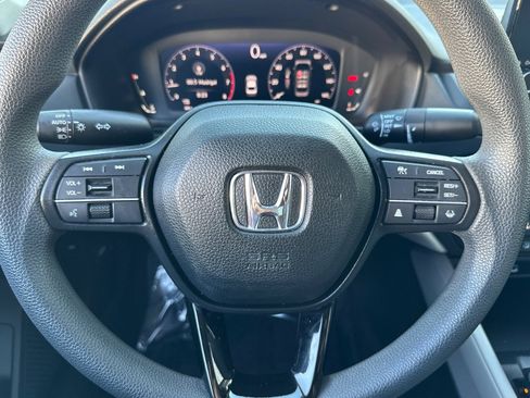 Used 2023 Honda Accord EX image 17