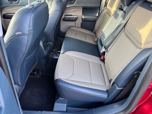 New 2025 Ford Maverick Lariat w/ 4K Tow Package image 9