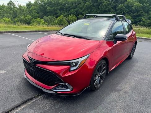 Used 2025 Toyota Corolla XSE FWD image 7