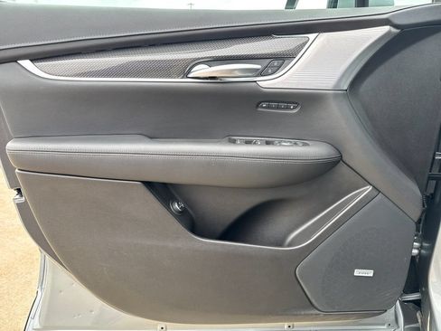 Certified 2023 Cadillac XT5 Sportv w/ Technology Package AWD/4WD image 15