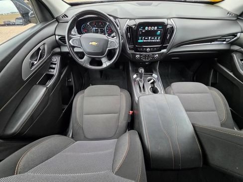 Used 2018 Chevrolet Traverse LT w/ LPO, Floor Liner Package AWD/4WD image 7