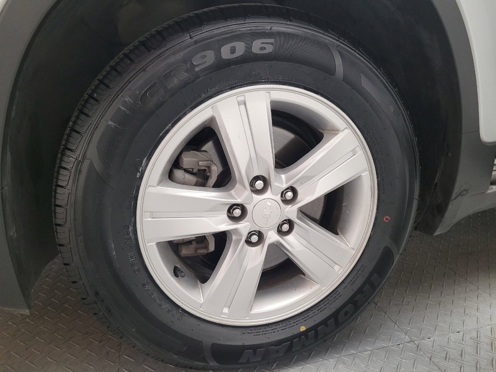 Used 2020 Chevrolet Trax LT FWD image 31