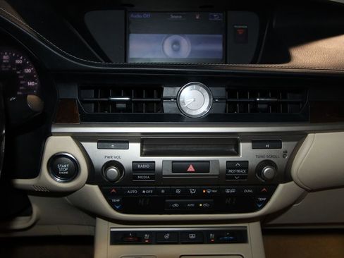 Used 2015 Lexus ES 350 image 17