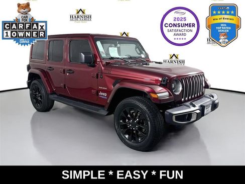 Used 2021 Jeep Wrangler Unlimited Sahara w/ Cold Weather Group AWD/4WD image 1