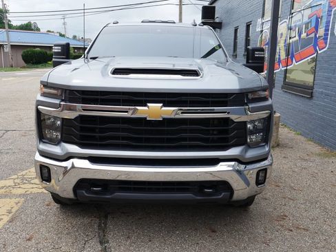 Used 2025 Chevrolet Silverado 2500 LT w/ Safety Package AWD/4WD image 39