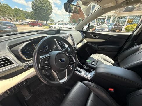 Used 2022 Subaru Ascent Limited w/ Technology Package AWD/4WD image 16