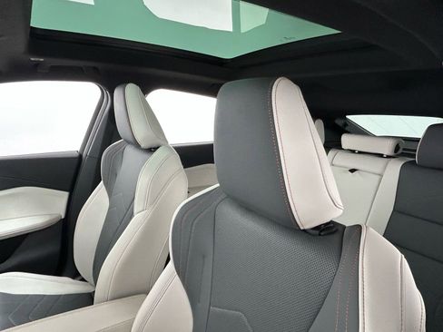 Used 2025 BMW X2 M35i image 28