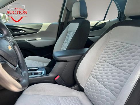 Used 2018 Chevrolet Equinox LS FWD image 10