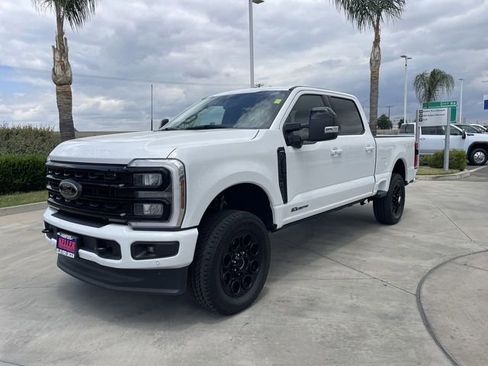 Used 2024 Ford F250 Lariat w/ Lariat Ultimate Package AWD/4WD image 4