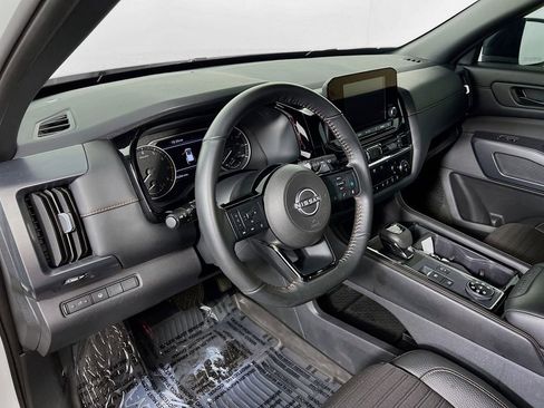 Used 2023 Nissan Pathfinder Rock Creek AWD/4WD image 8
