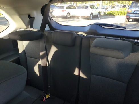 Used 2025 Toyota Grand Highlander LE image 14